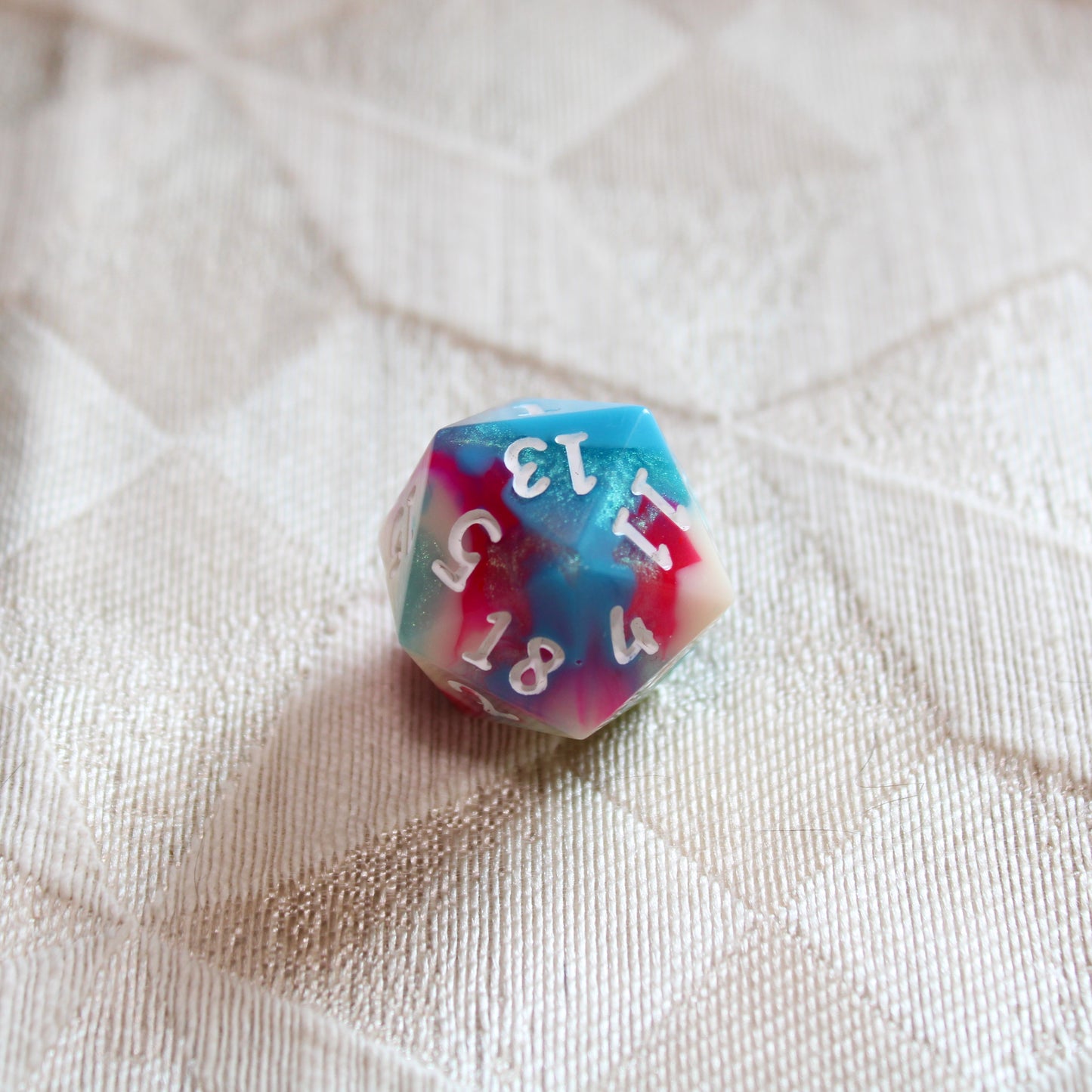 Handmade Bubblegum d20