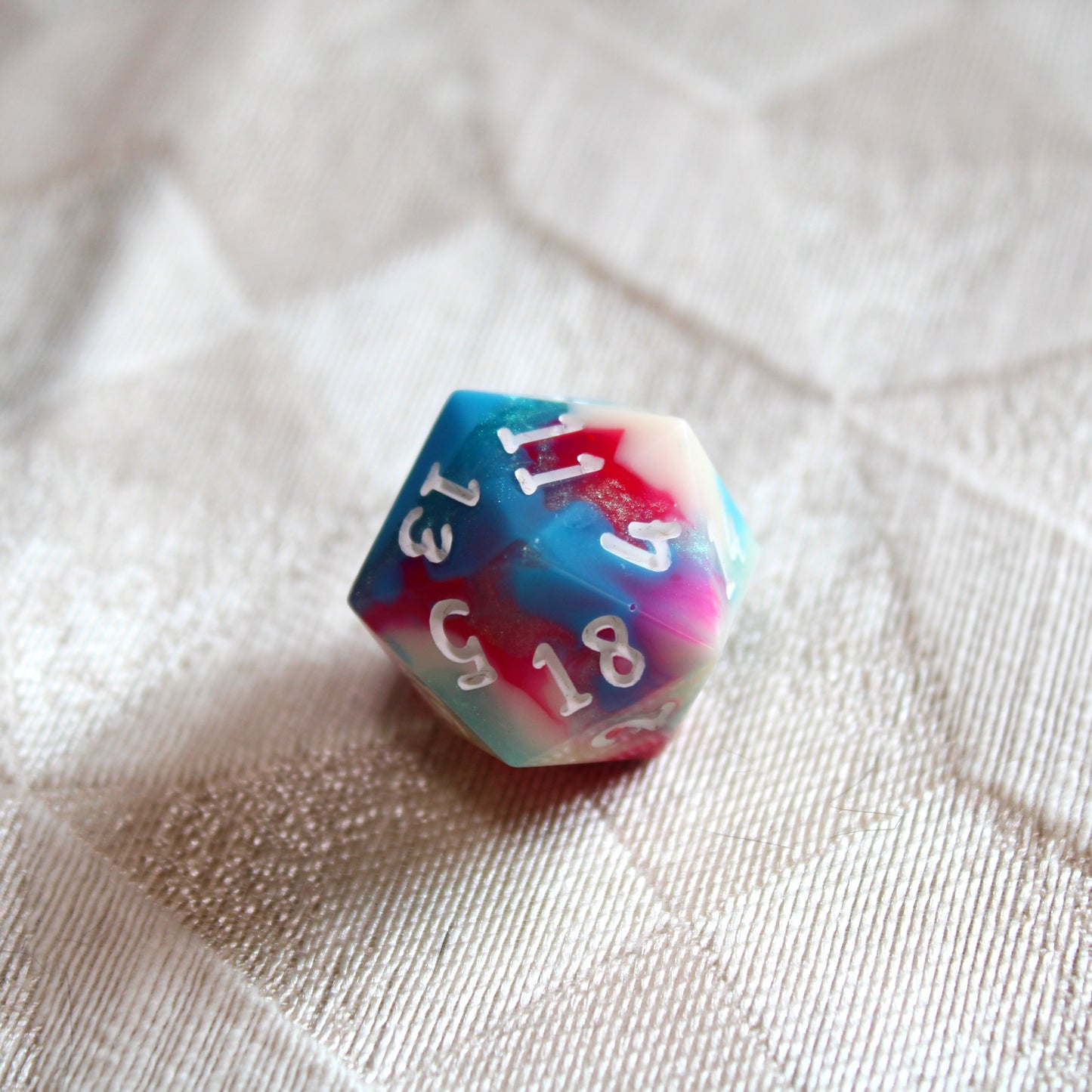 Handmade Bubblegum d20