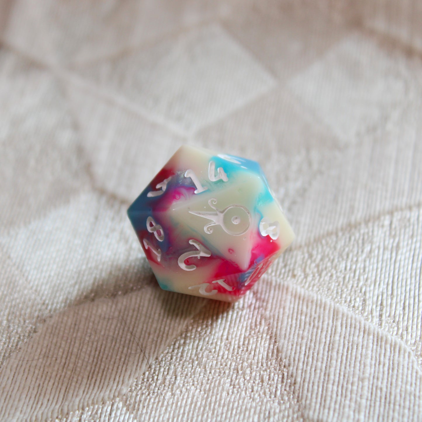 Handmade Bubblegum d20