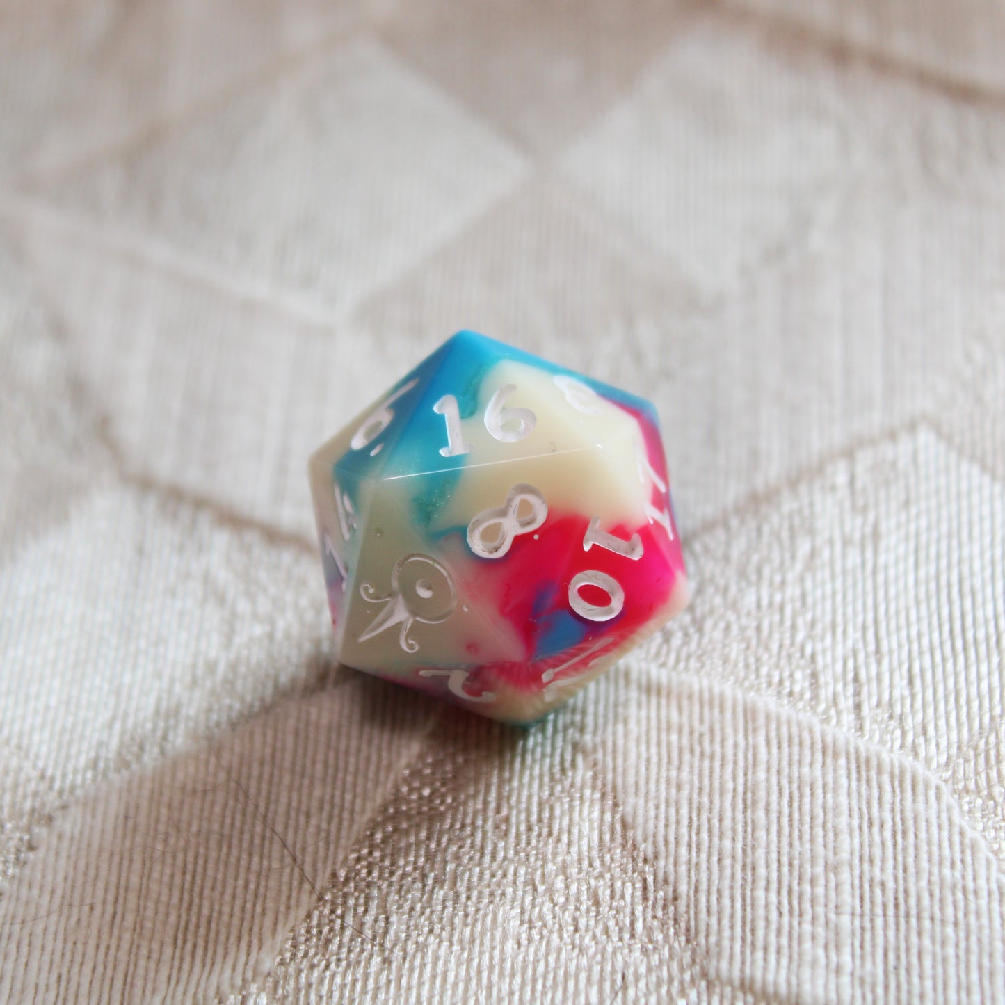 Handmade Bubblegum d20