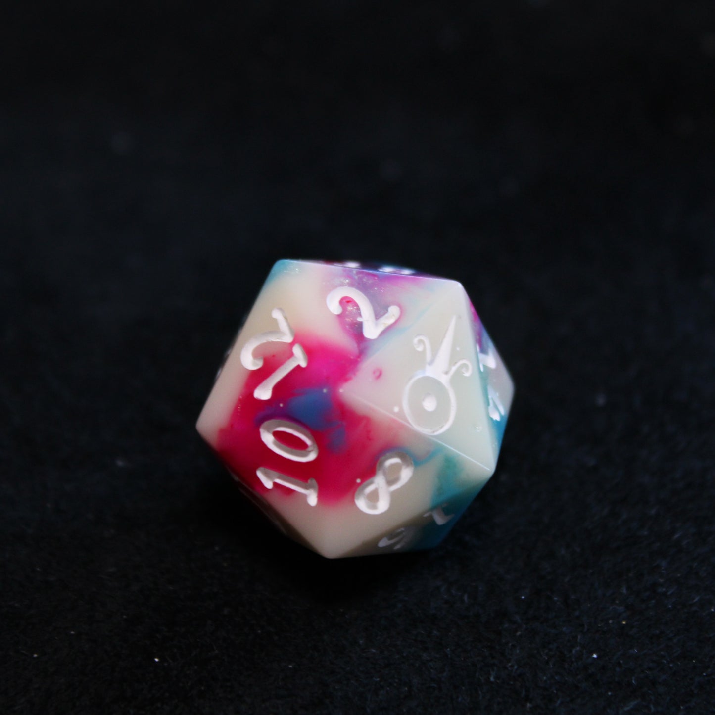 Handmade Bubblegum d20