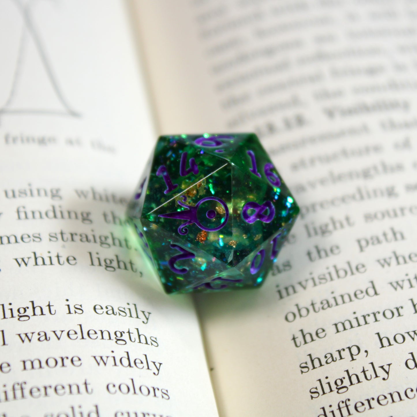 Handmade Hulking d20 (Glow-in-the-dark!)