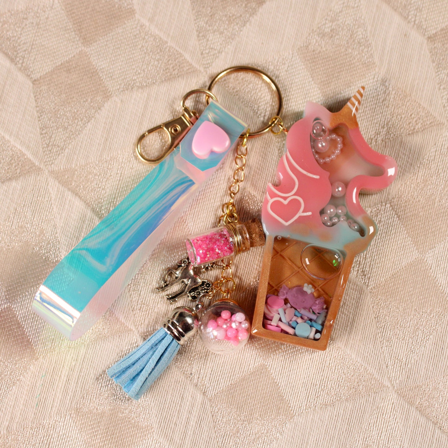 Uni-cone Shaker Charm