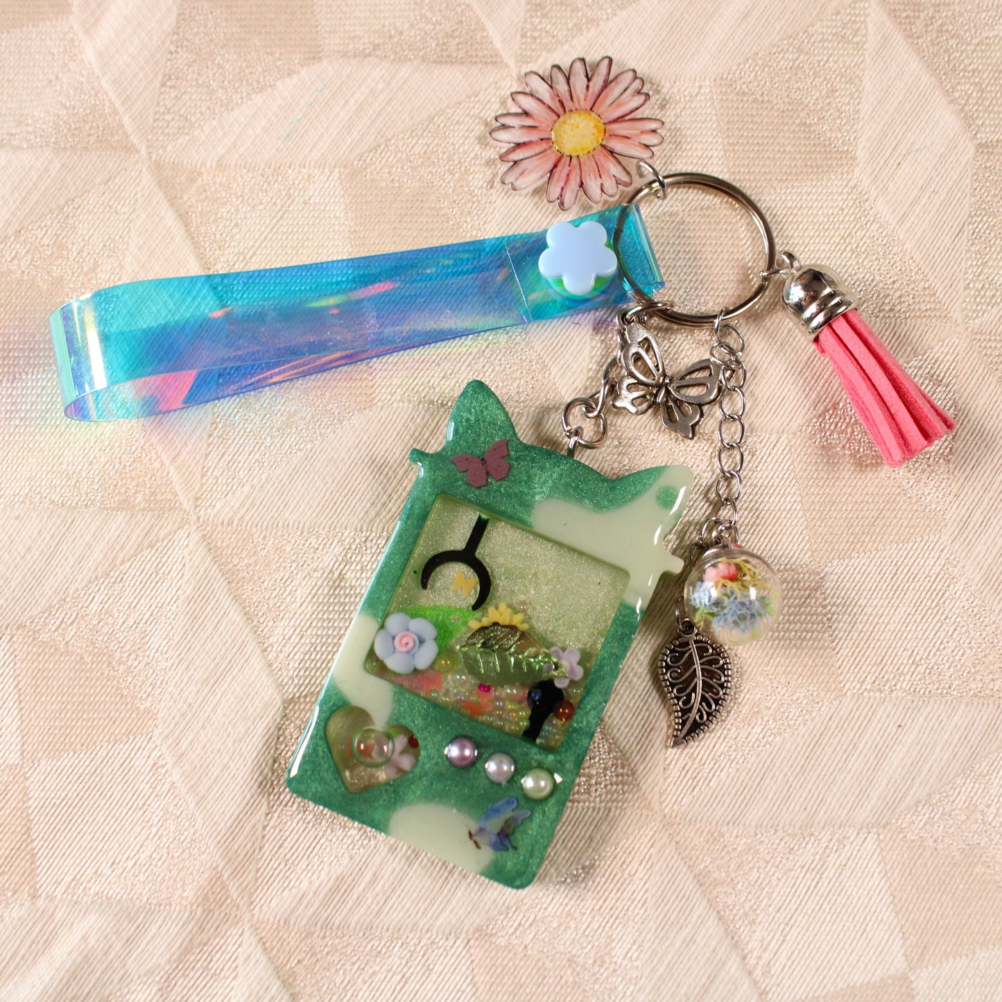 Fairy Claw Machine Shaker Charm