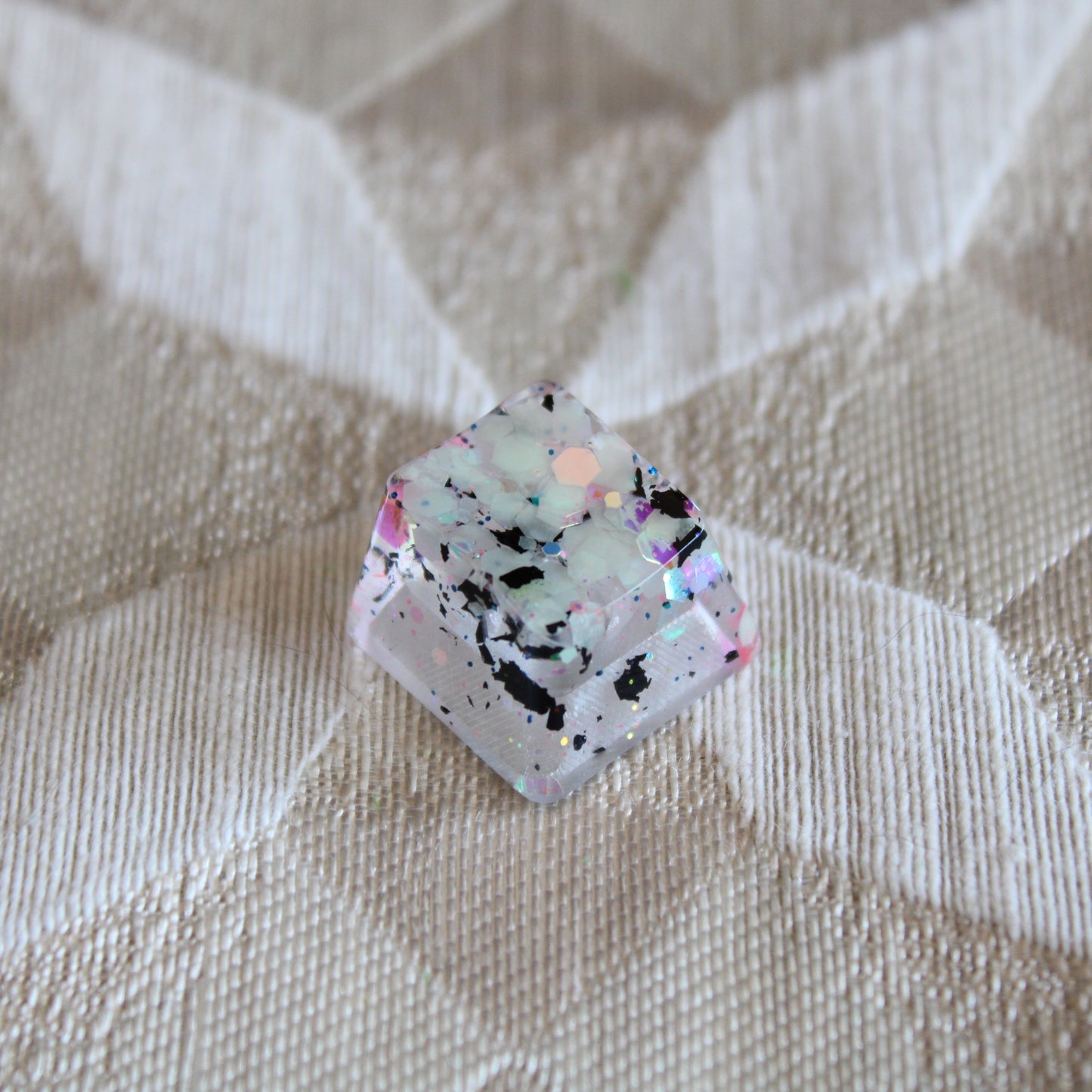 Glowing Glitter R4 Keycap