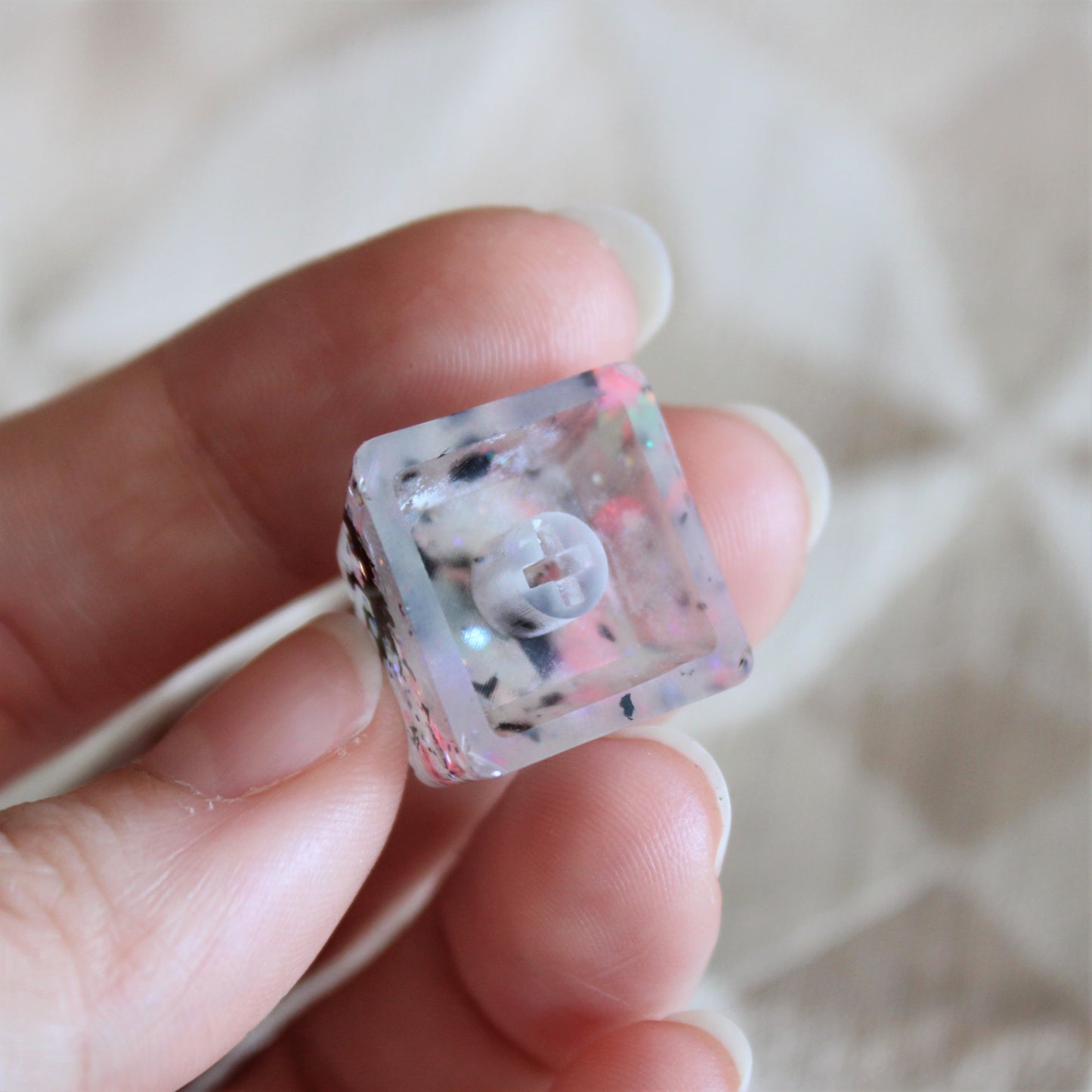 Glowing Glitter R4 Keycap