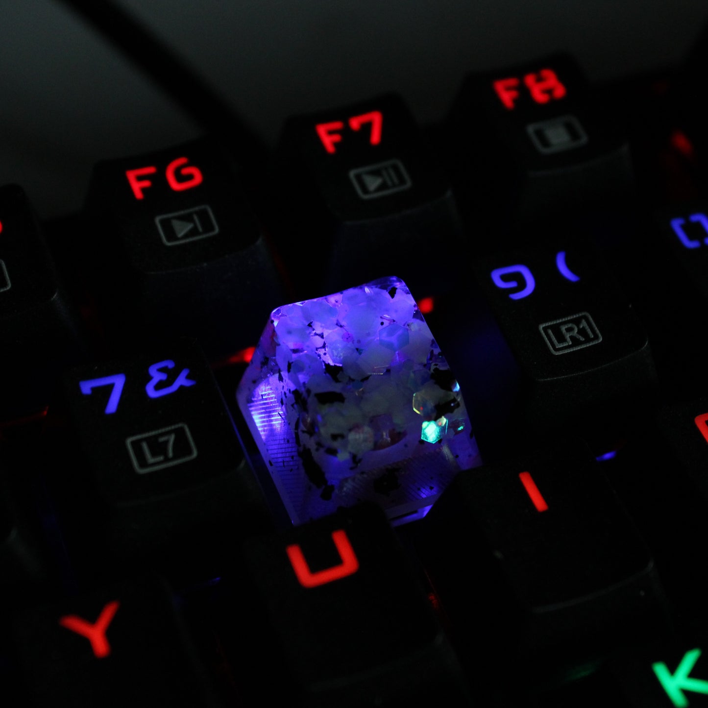 Glowing Glitter R4 Keycap
