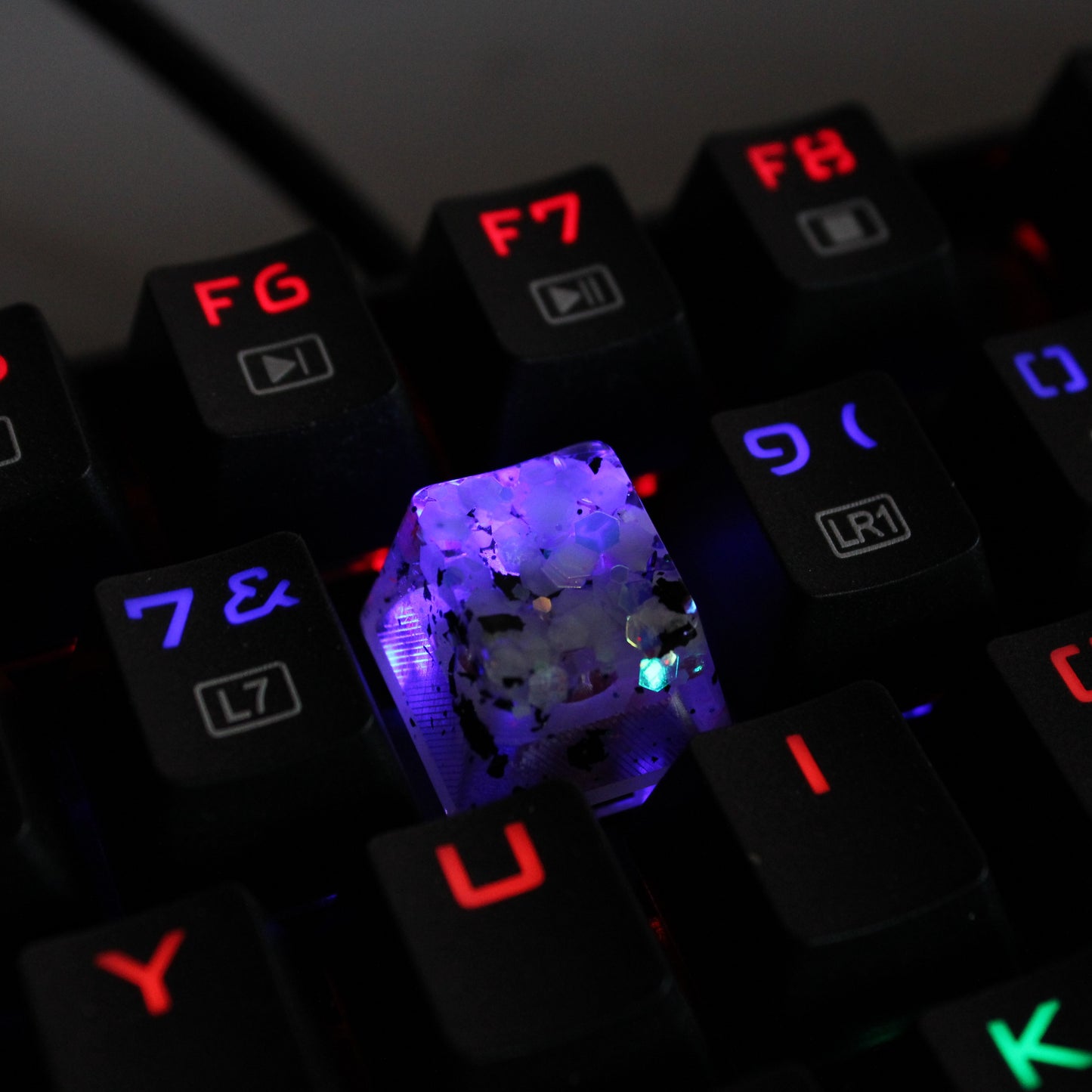 Glowing Glitter R4 Keycap