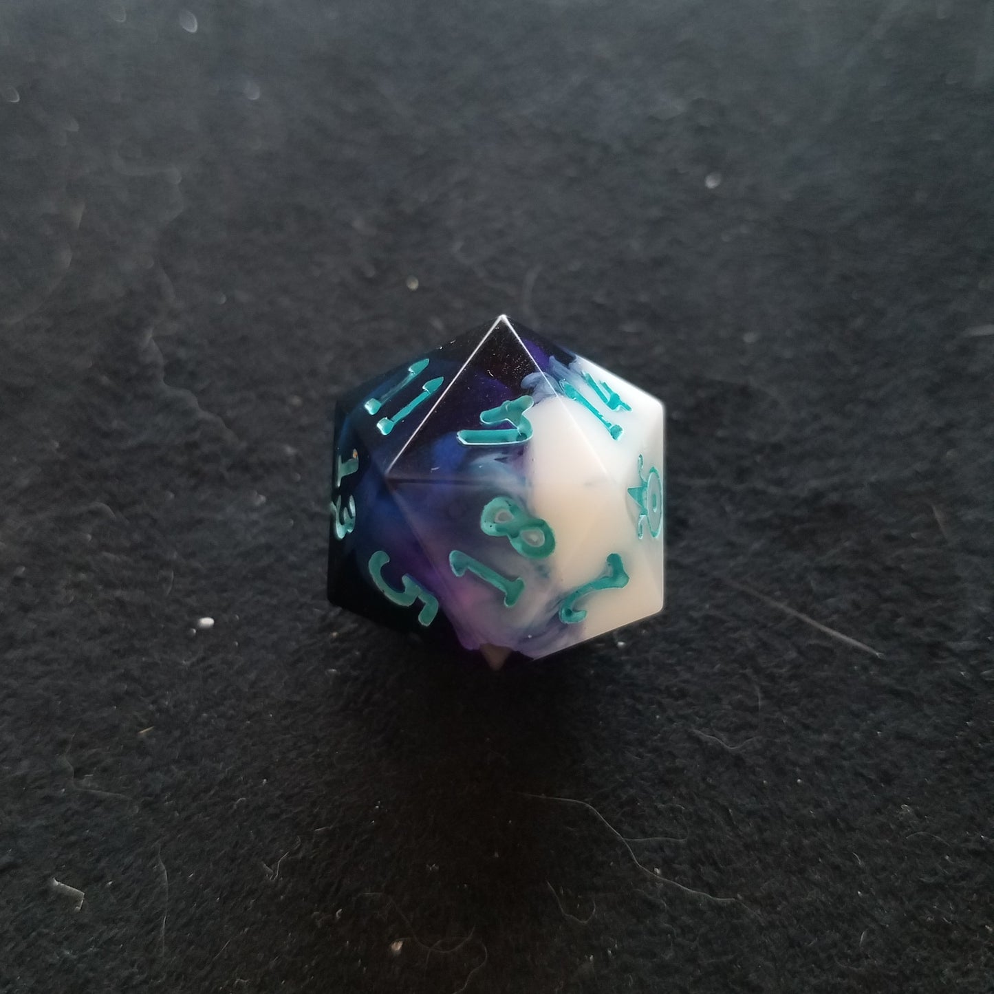 Custom Single d20
