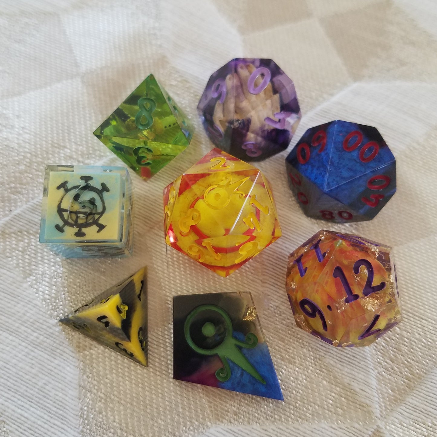 Custom 8pc Dice Set