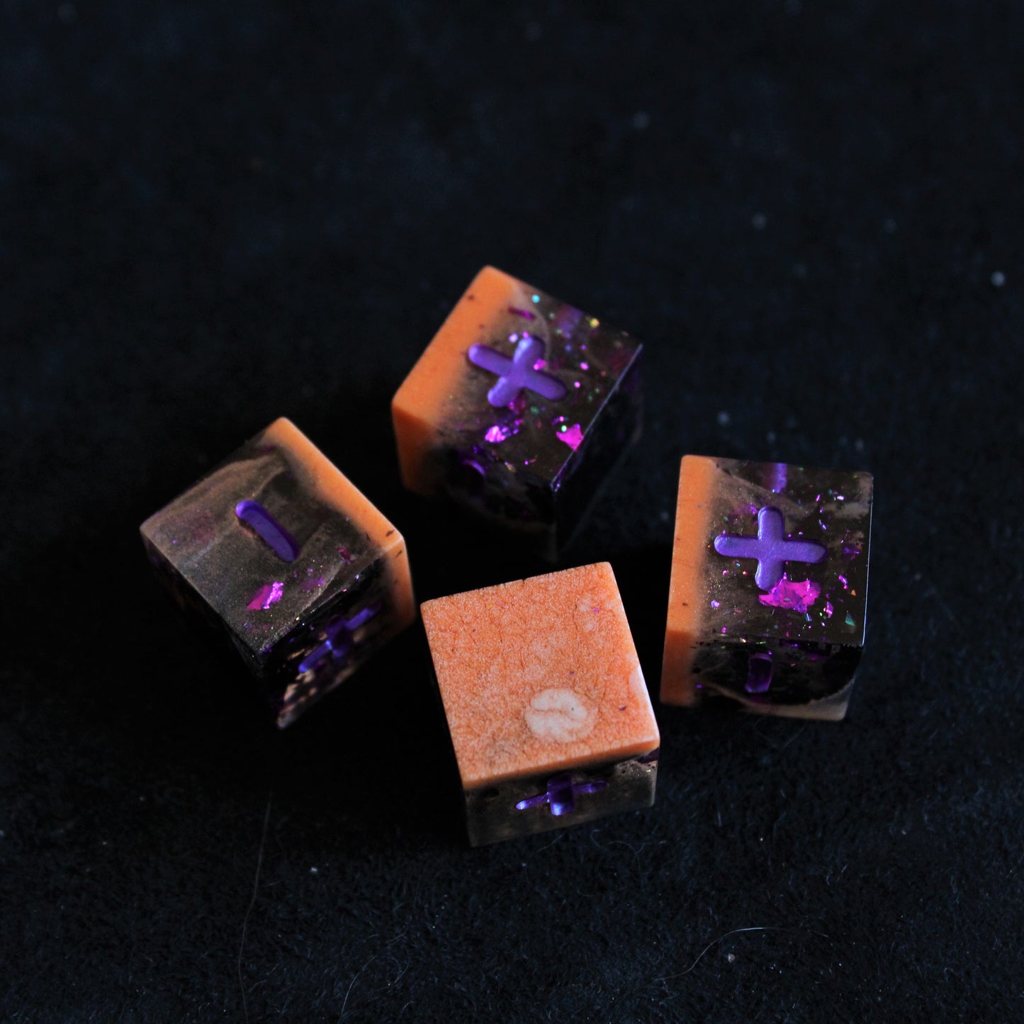 Glowing Halloween Fate Dice