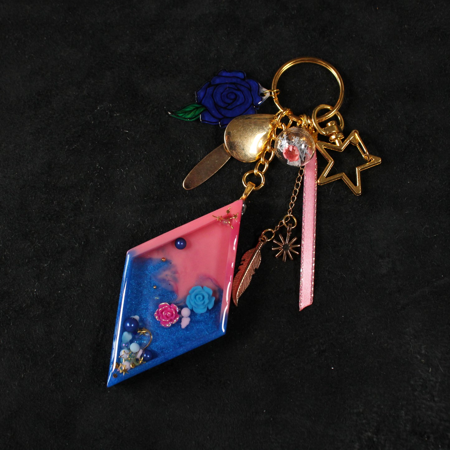 Moving Castle Shaker Charm