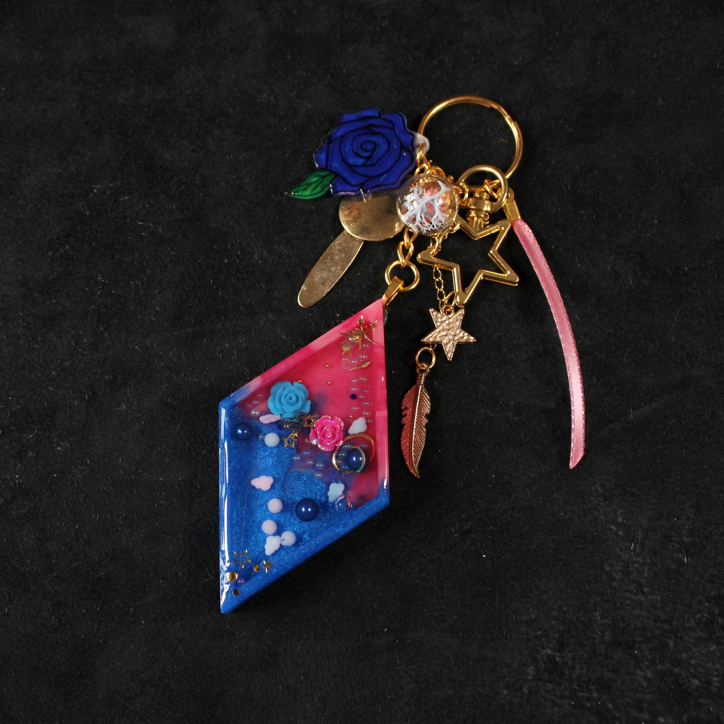 Moving Castle Shaker Charm