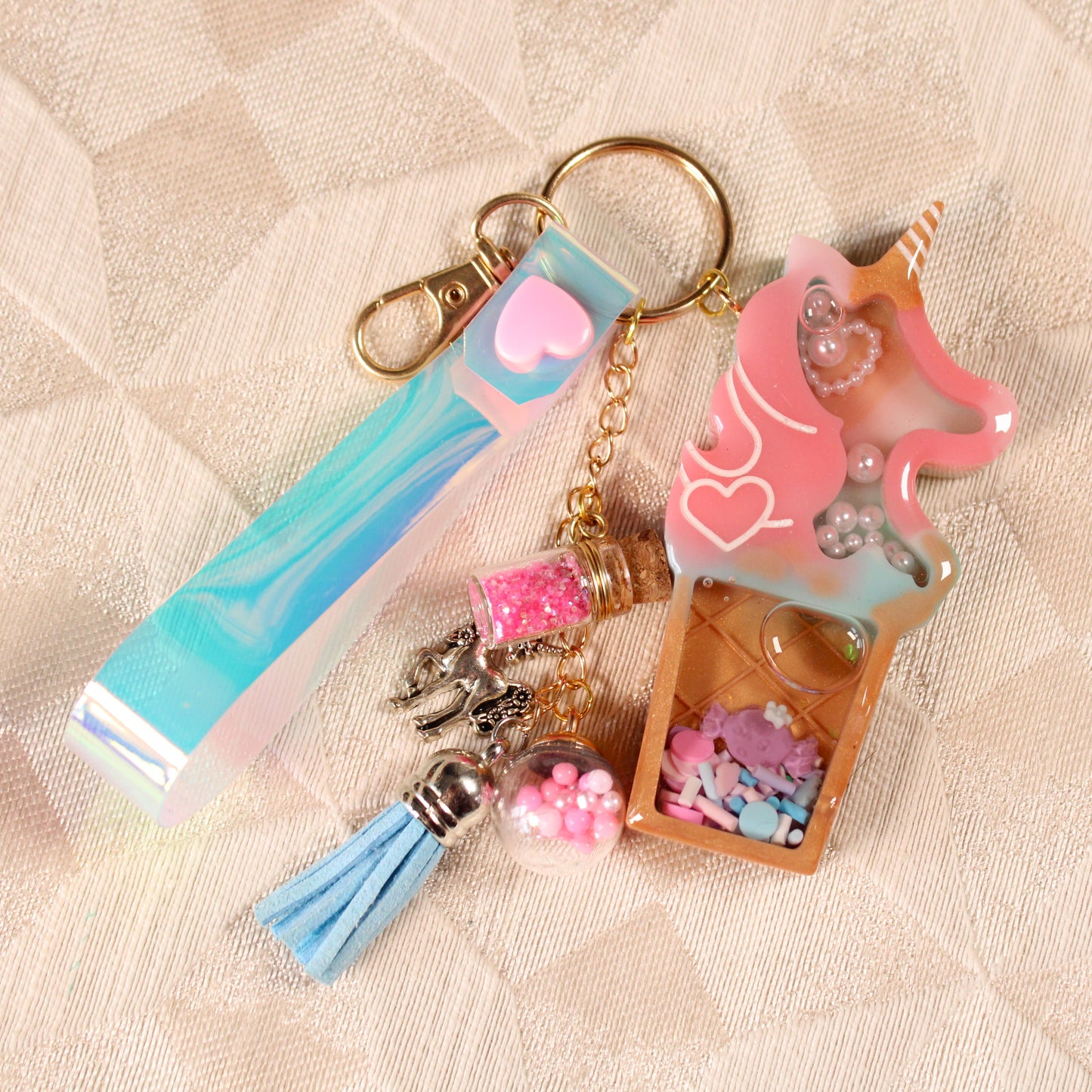 Uni-cone Shaker Charm