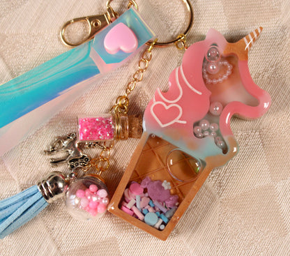 Uni-cone Shaker Charm