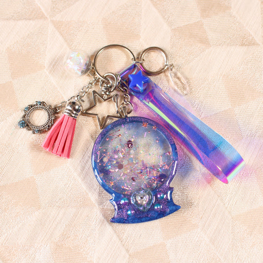 Crystal Ball Shaker Charm