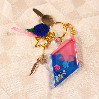 Moving Castle Shaker Charm