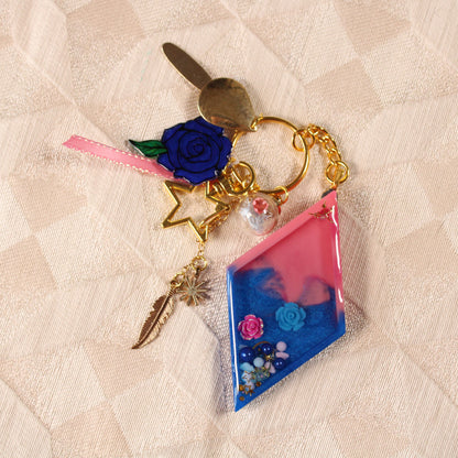 Moving Castle Shaker Charm