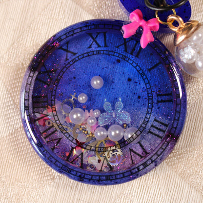 Pocketwatch Shaker Charm