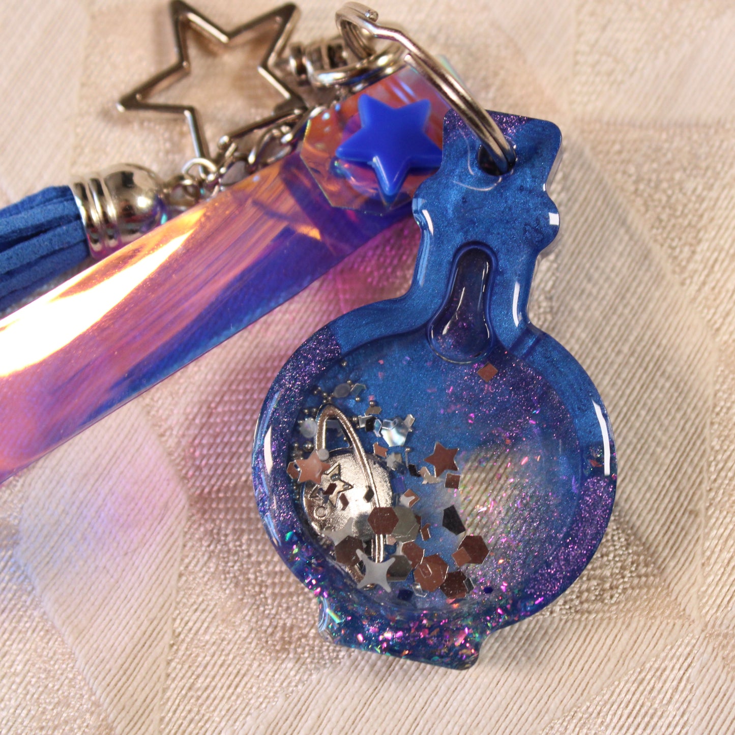 Celestial Potion Shaker Charm