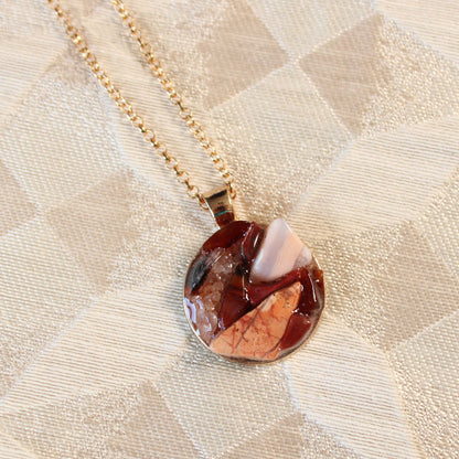 Red Zigzag Stone Chip Necklace