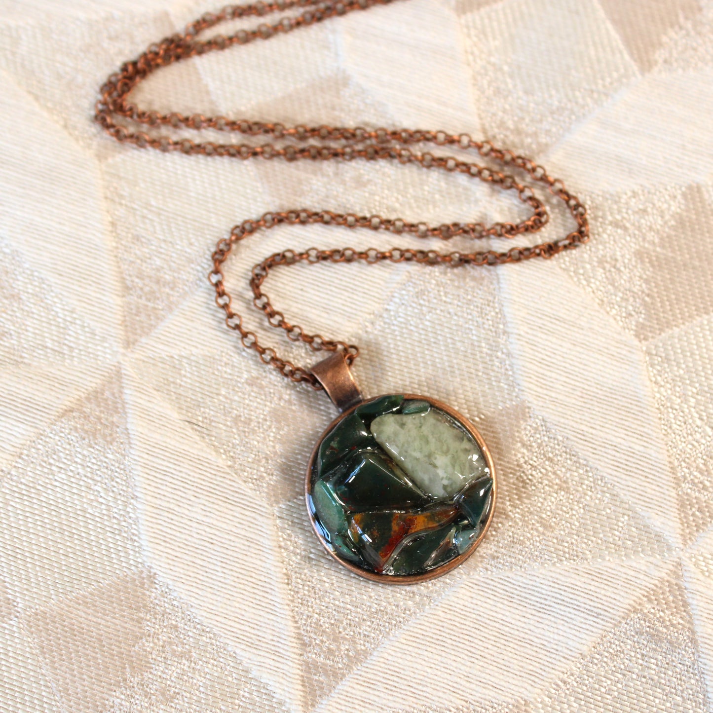 Green Stone Chip Necklace