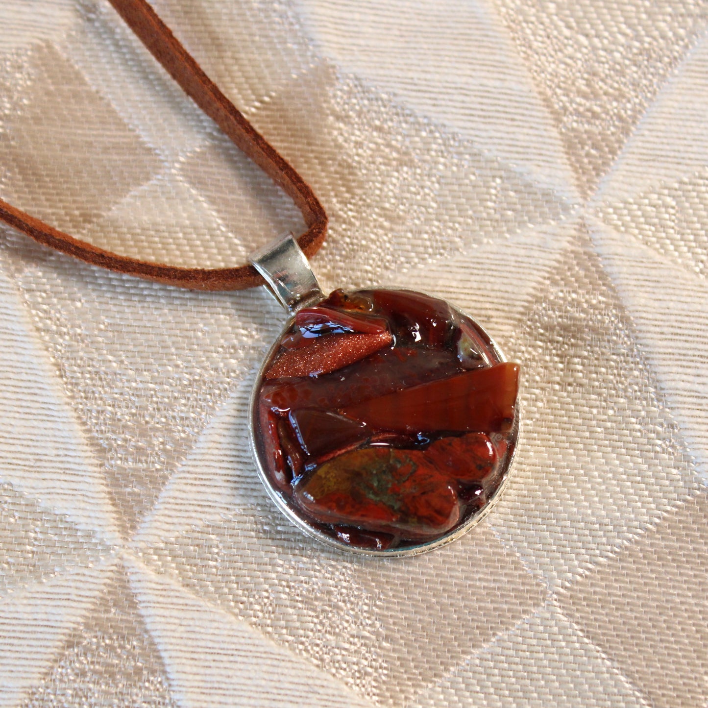 Red Stone Chip Necklace