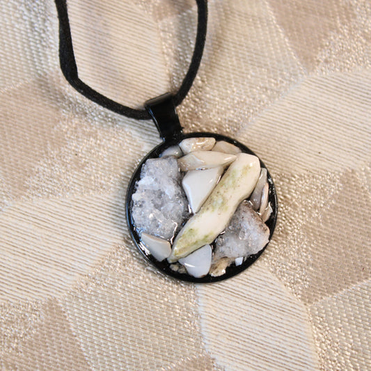 White Crystaline Stone Chip Necklace