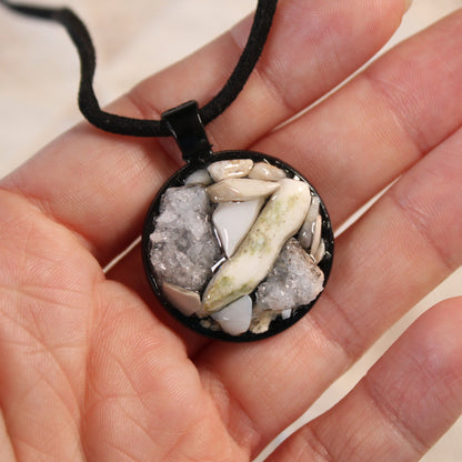 White Crystaline Stone Chip Necklace