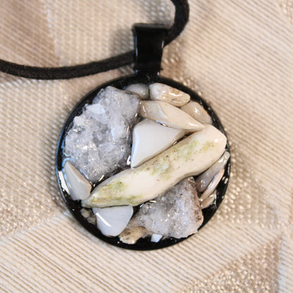 White Crystaline Stone Chip Necklace