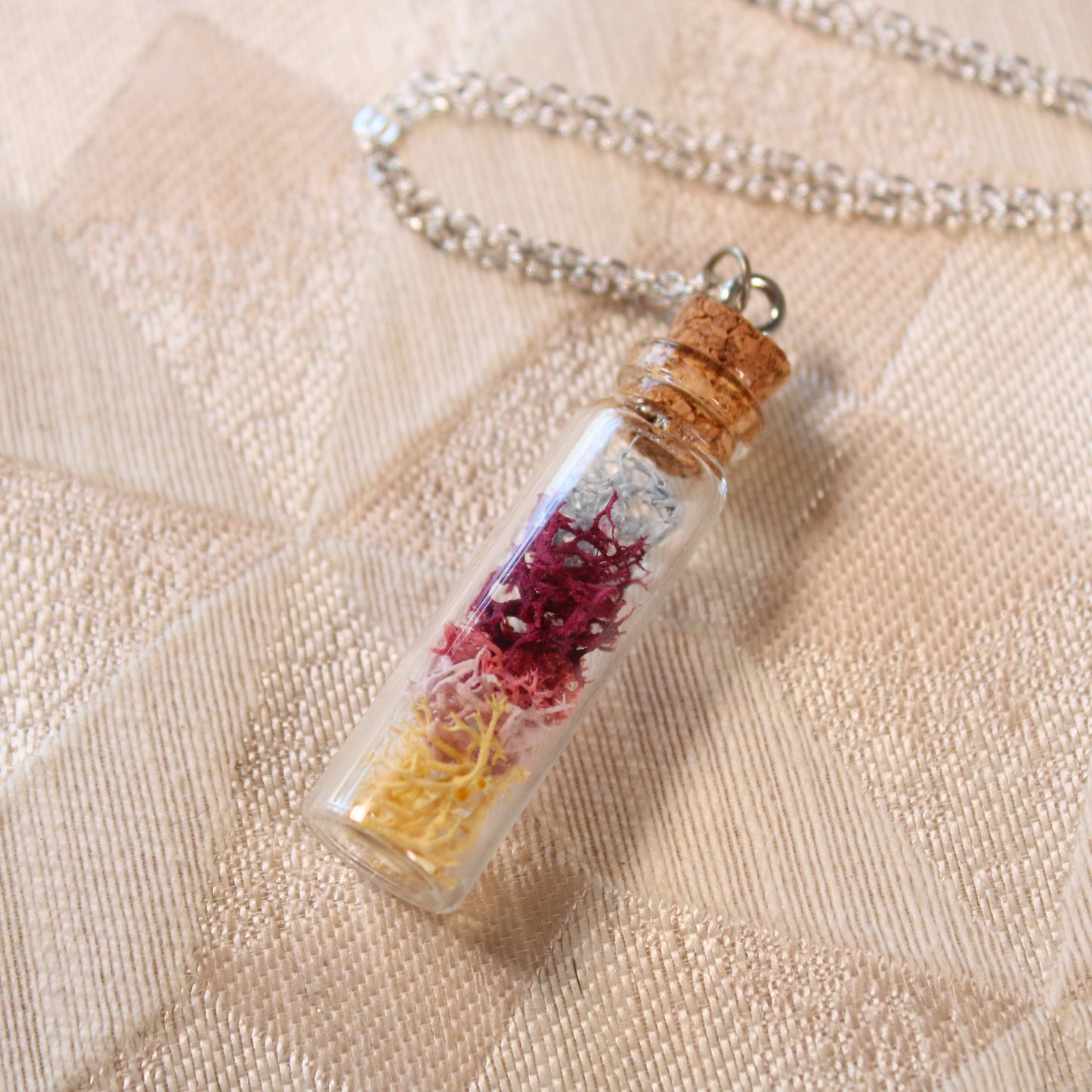 Long Sunrise Moss Necklace