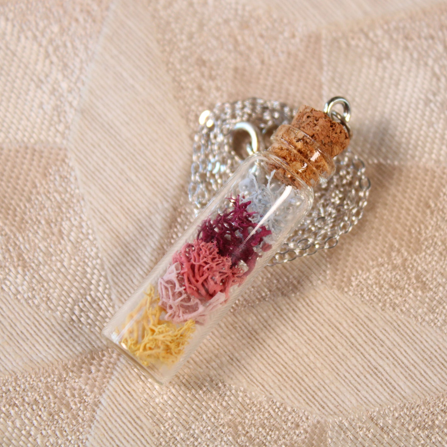 Long Sunrise Moss Necklace