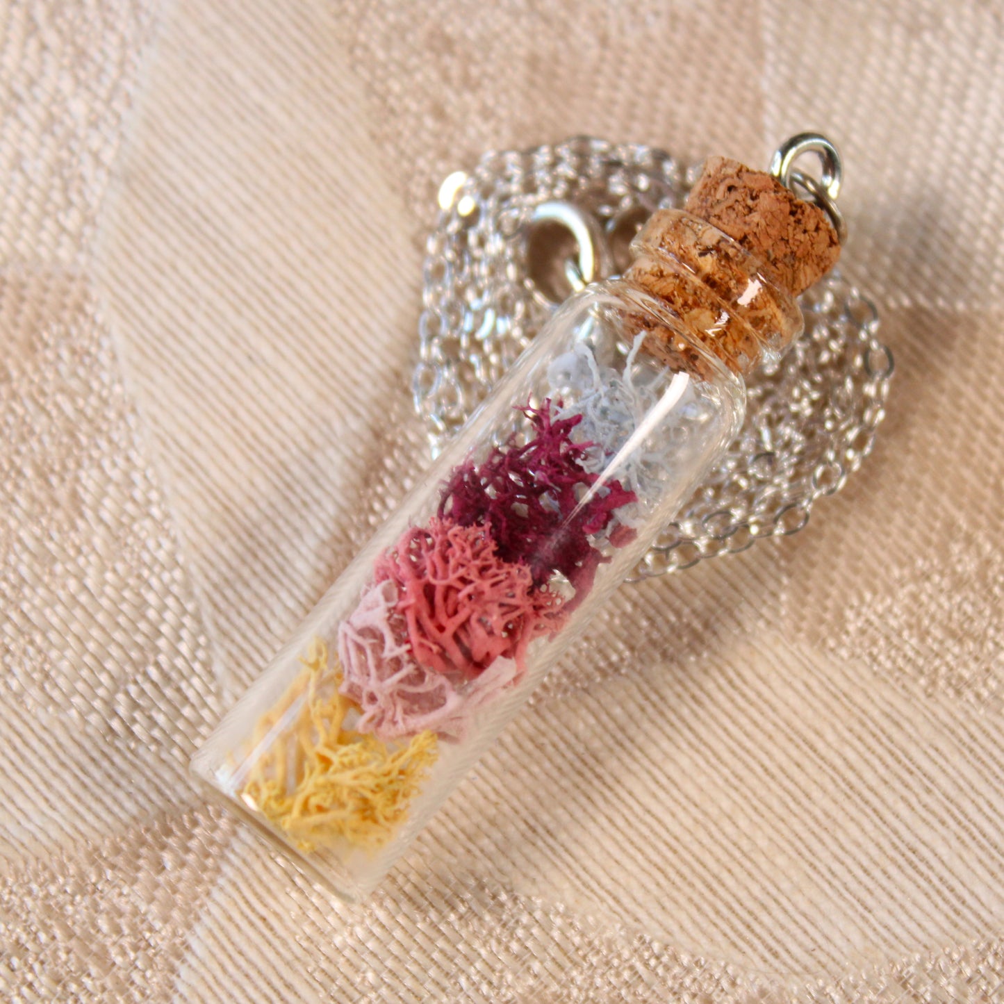 Long Sunrise Moss Necklace