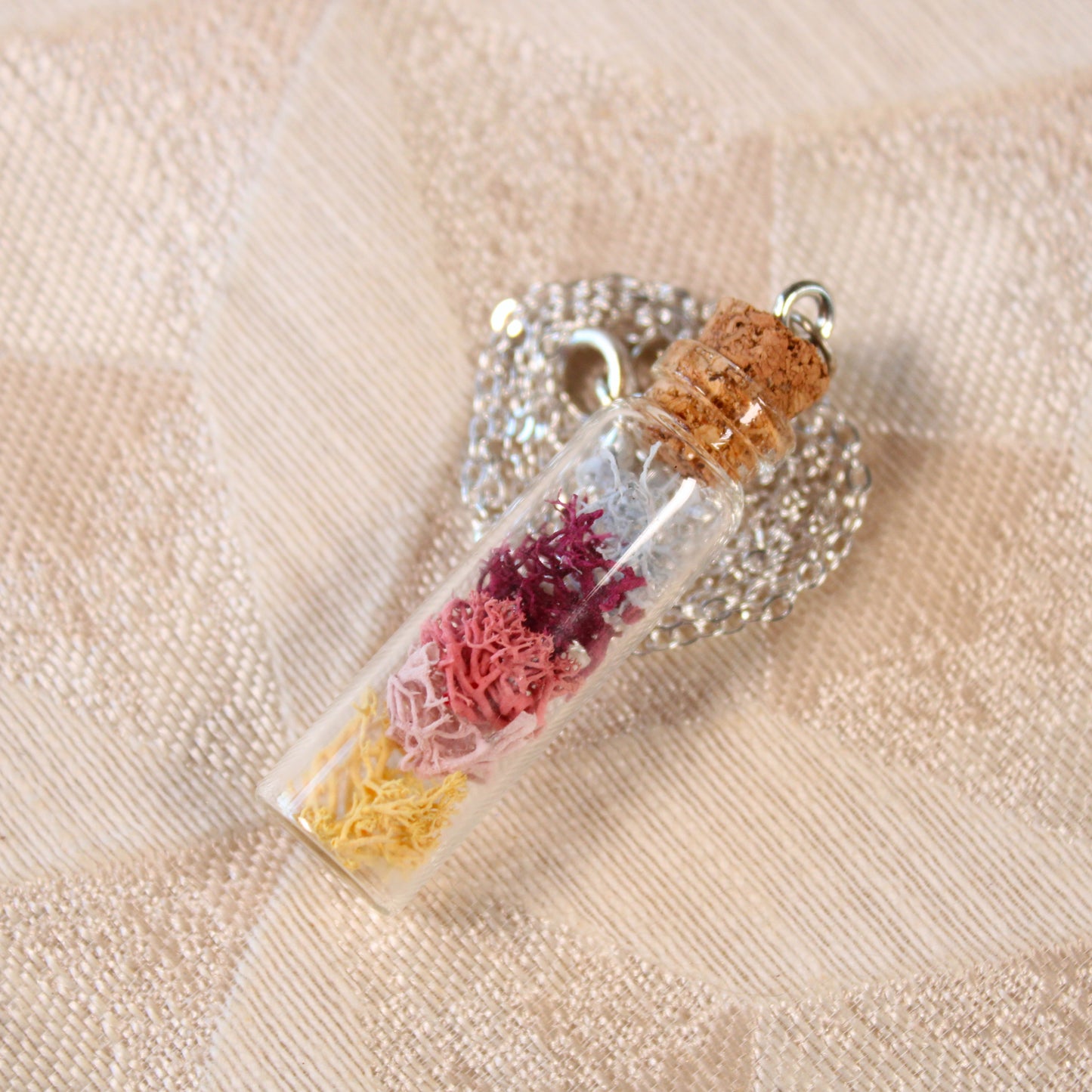 Long Sunrise Moss Necklace