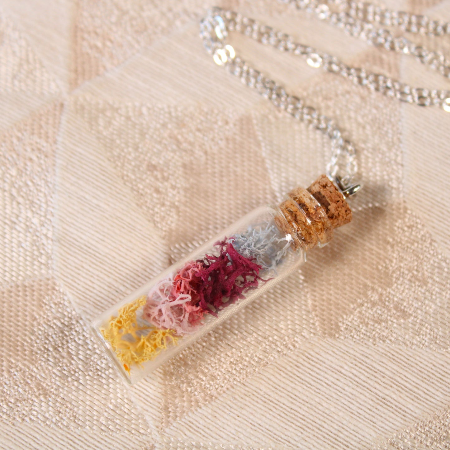 Long Sunrise Moss Necklace