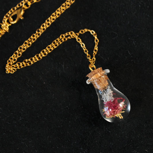 Round Sunrise Moss Necklace