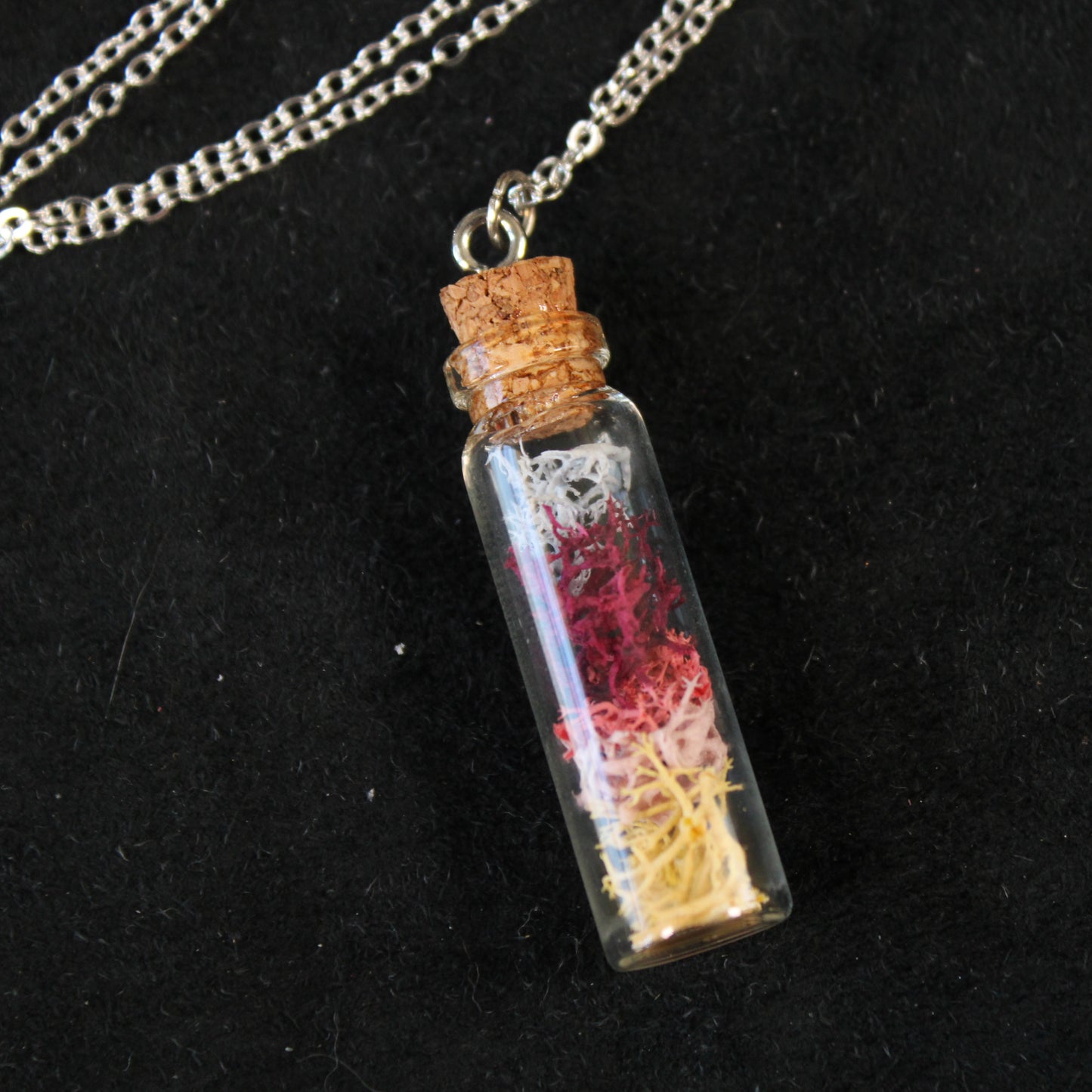 Long Sunrise Moss Necklace