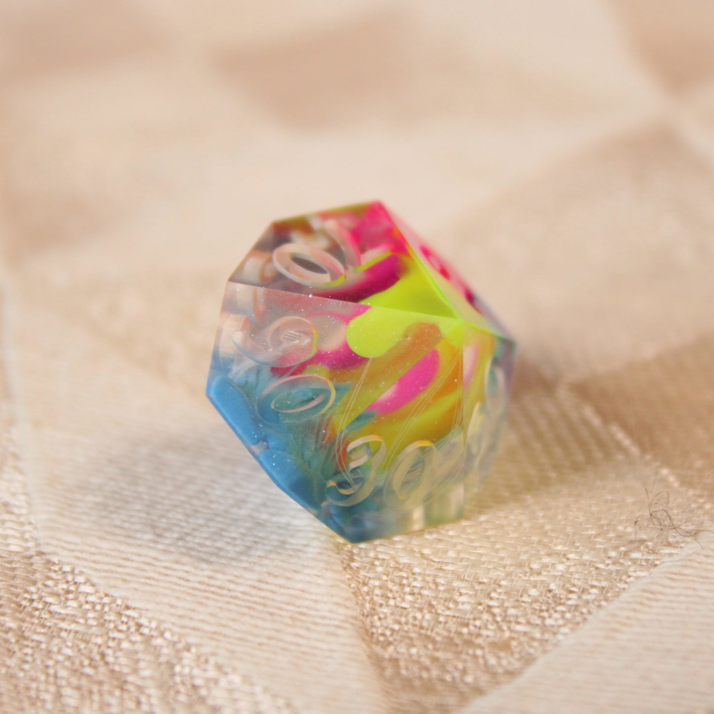 RAW Handmade Rainbow Parakeet Dice