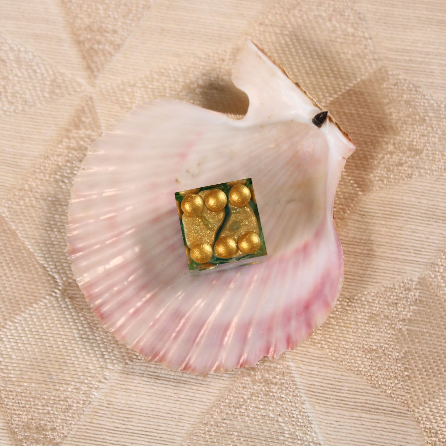 Handmade Washed to Sea 4D6