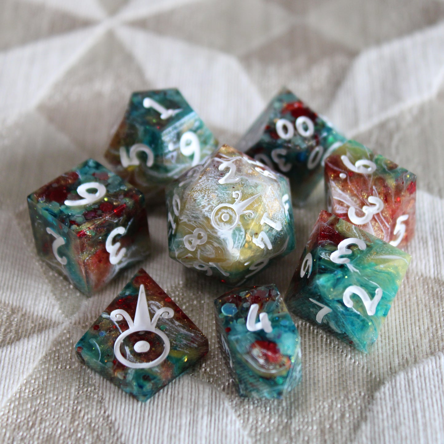 Handmade Showman Dice (Glow-in-the-dark Glitter!)