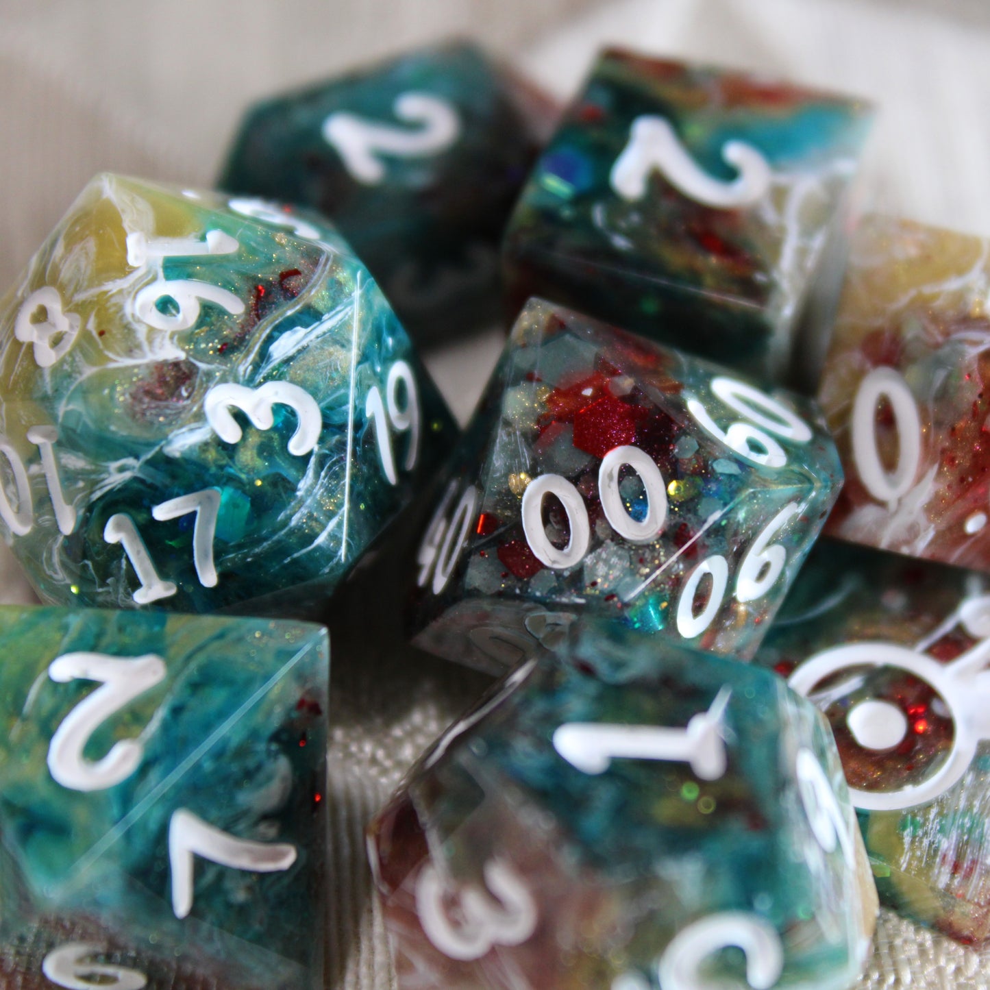 Handmade Showman Dice (Glow-in-the-dark Glitter!)