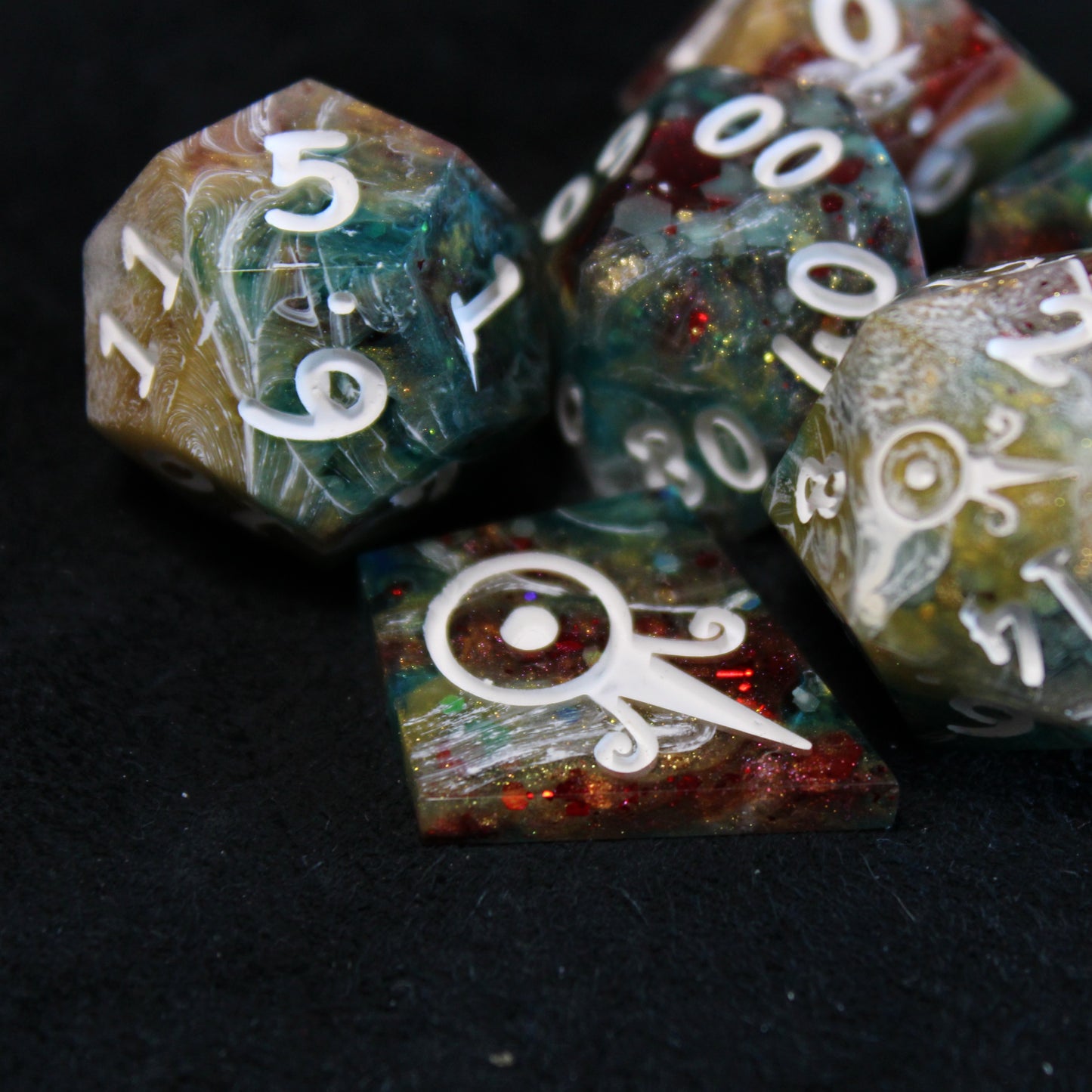 Handmade Showman Dice (Glow-in-the-dark Glitter!)