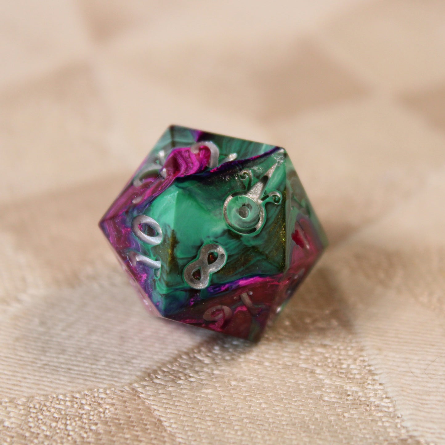 Handmade Ever Changing d20