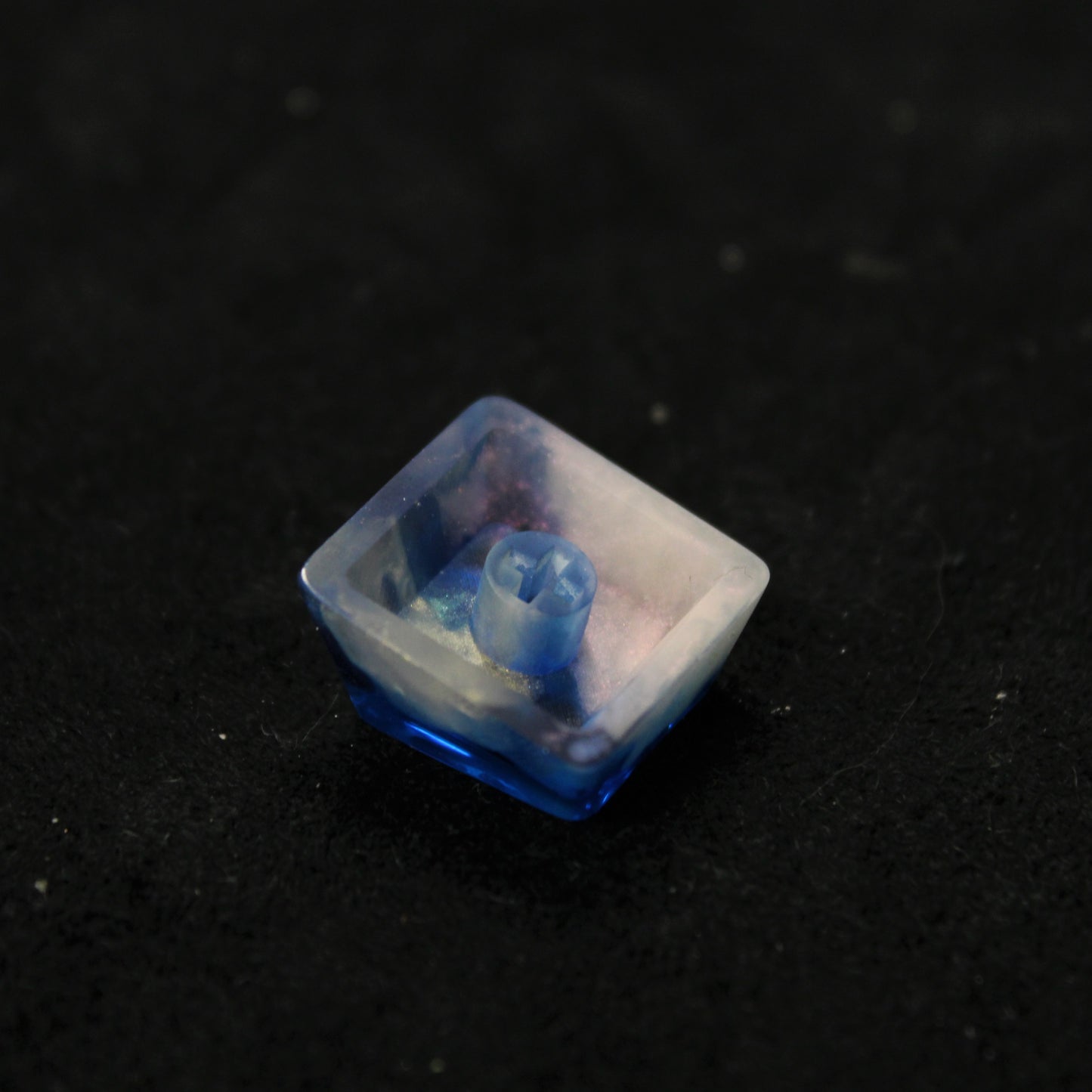 Icy Waters R1 Keycap